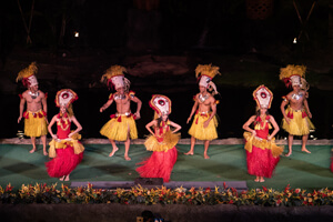 アリイ・ルアウ・レストラン slide 15