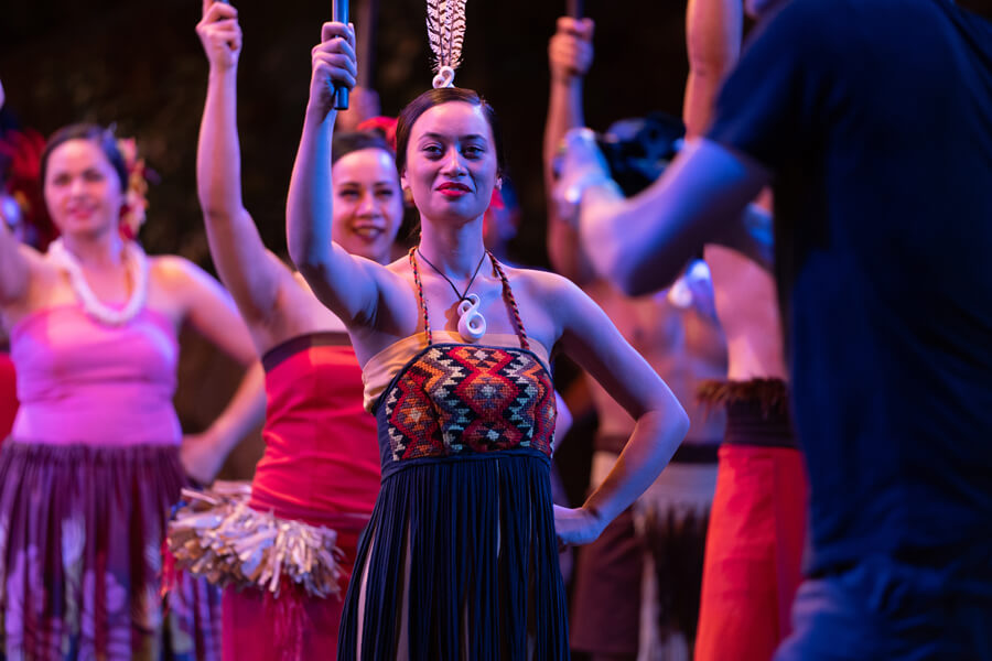 ファイヤーダンス slide 16